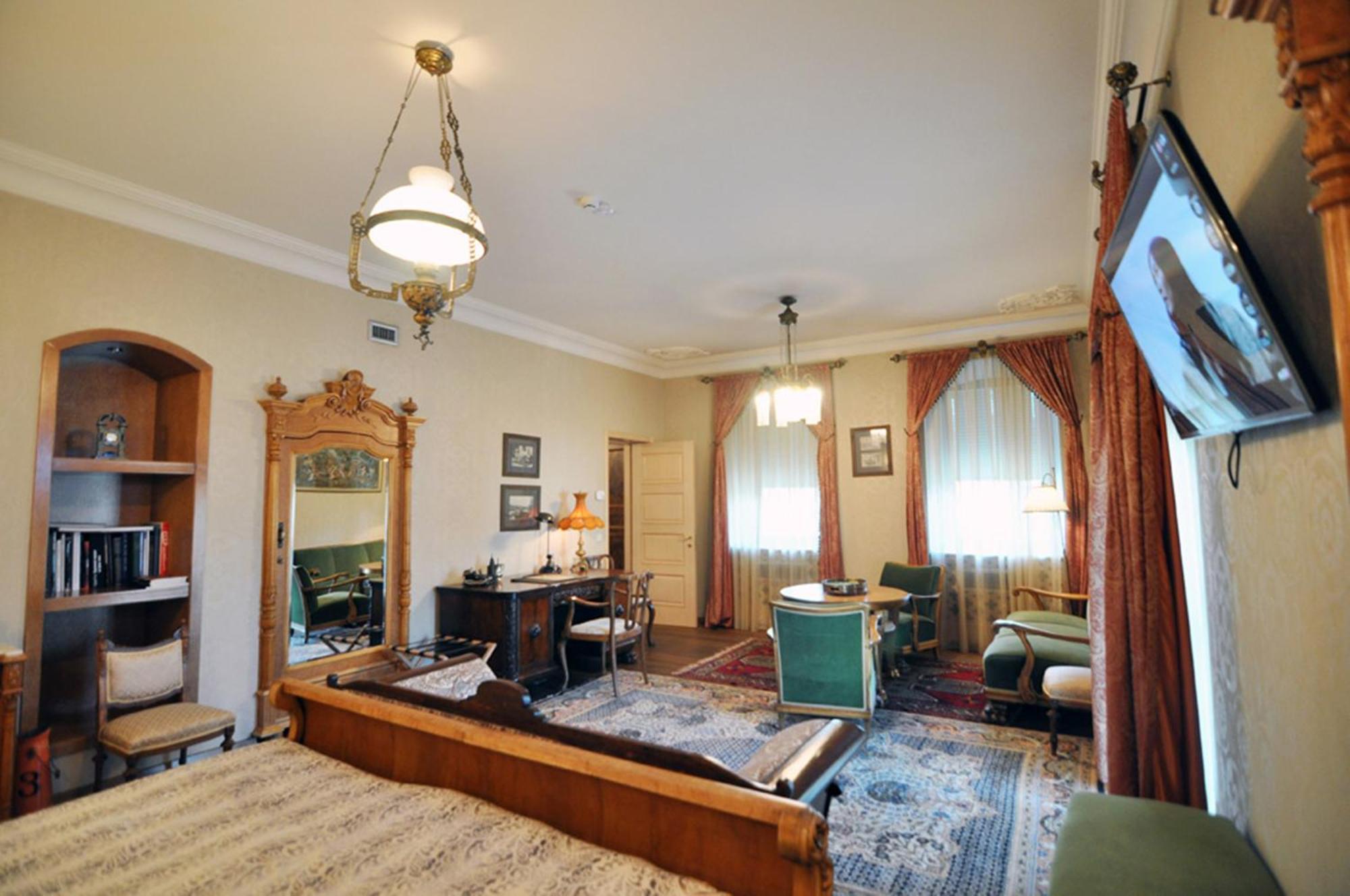 Vinotel Отель 4*
