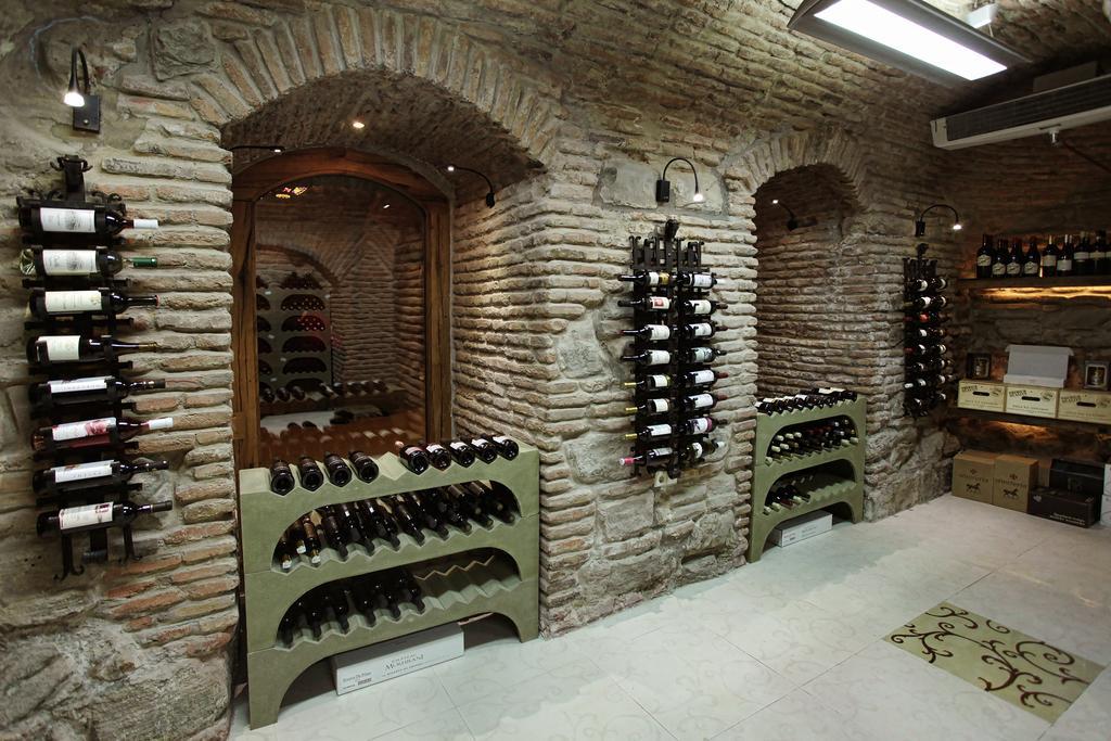 Отель Vinotel 4*