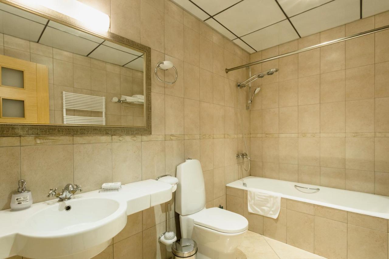 Отель Vinotel 4*